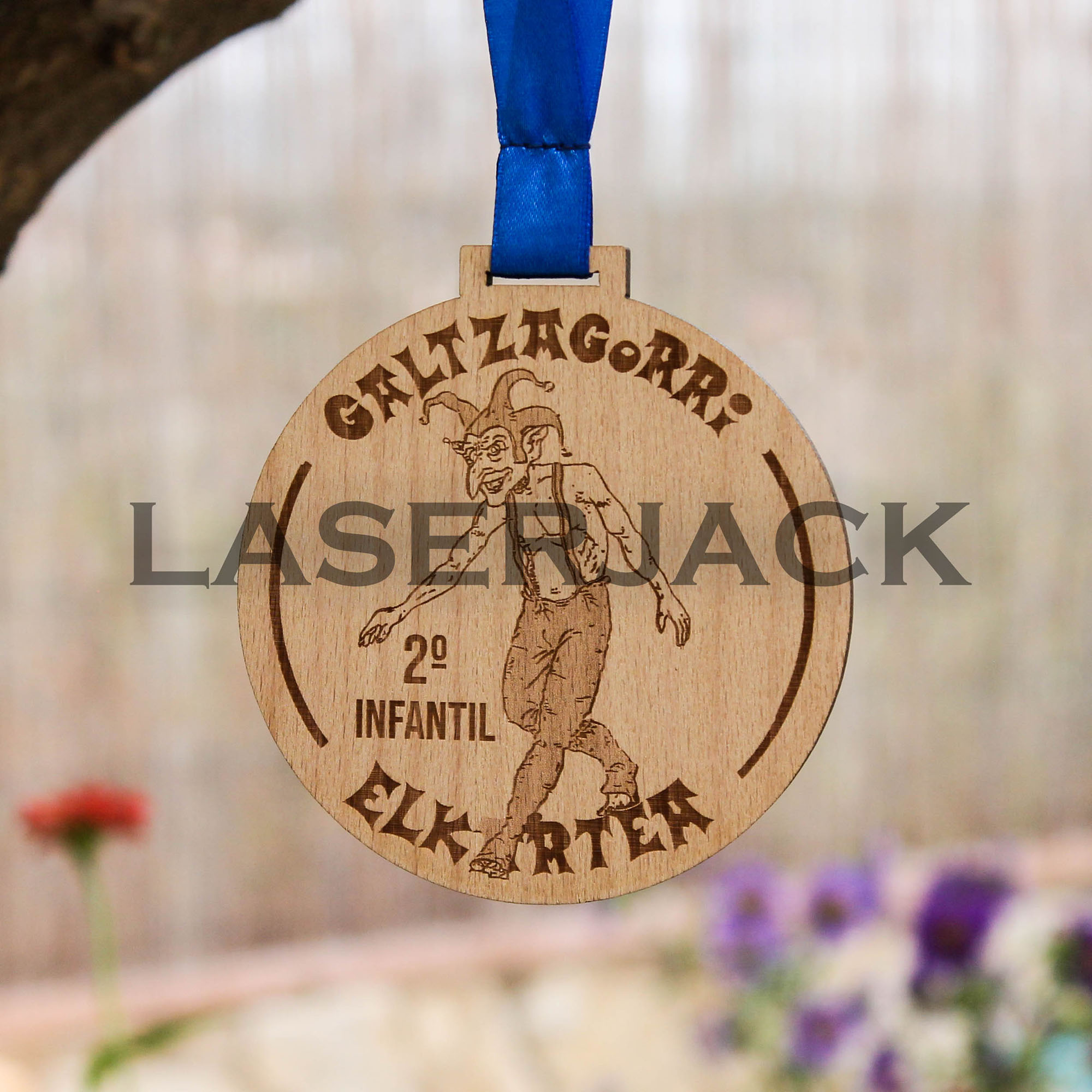 Medalla de madera - Imagen 3